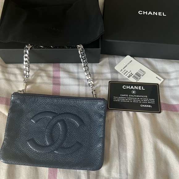 Authentic Chanel O Case Pouch Crossbody - Picture 6 of 10